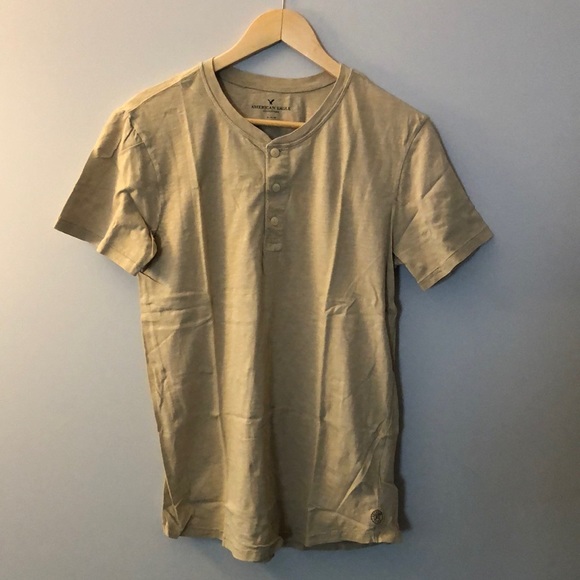 🪃 American Eagle Henley M 🪃 - Picture 1 of 4